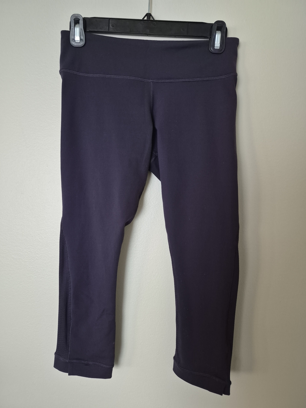 Lululemon Purple Cropped Leggings Size 6 Textured Panels